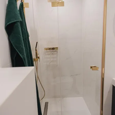 Dickensa 36a Lejlighed *