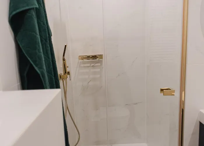 Dickensa 36a شقة *