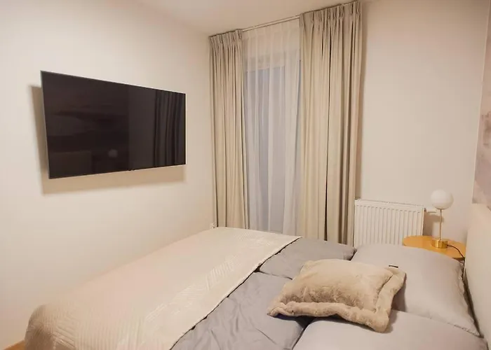 Dickensa 36a * غليفيتسه