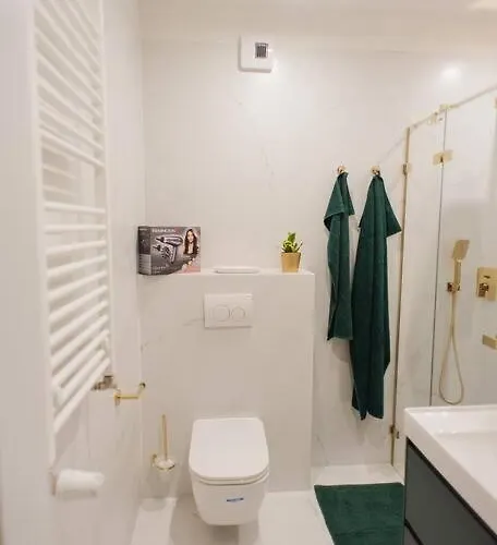 Dickensa 36a * غليفيتسه